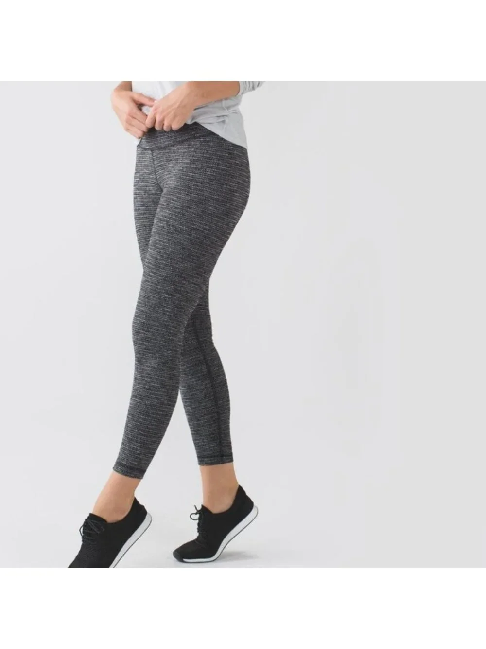 Lululemon High Times high rise Pant 32